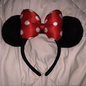 Original Disney Minnie Mouse Ears